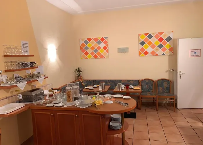 National 게스트하우스